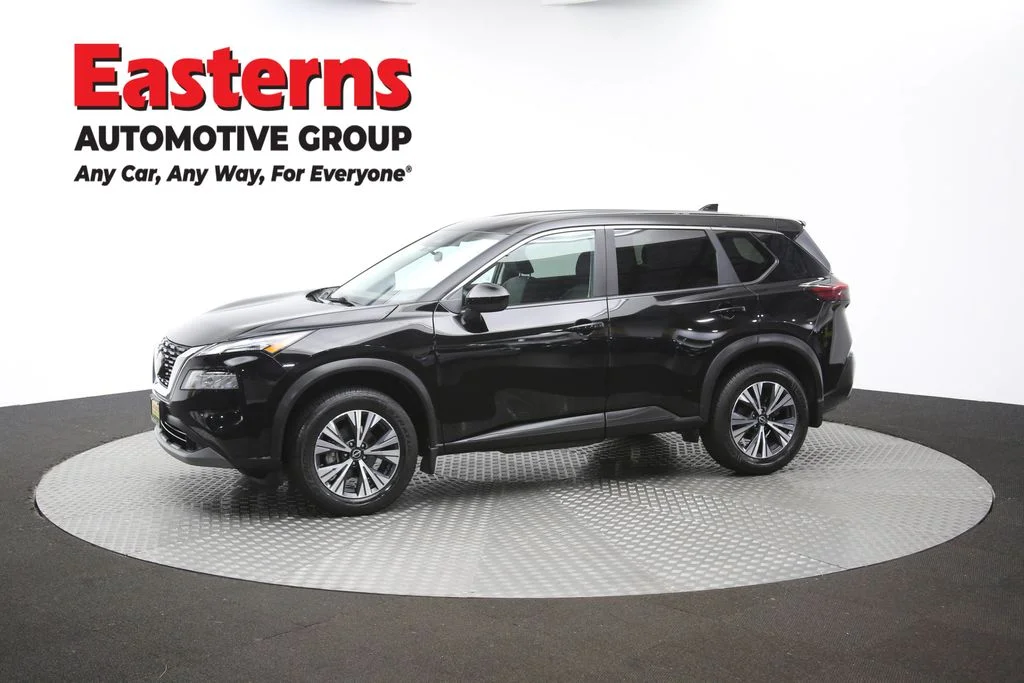 Used 2023 Black Nissan SV image 57