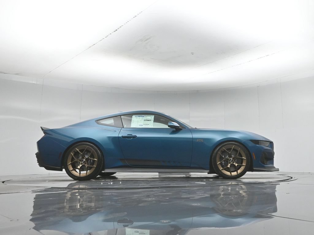 New 2026 Adriatic Blue Metallic Ford GT Premium image 7