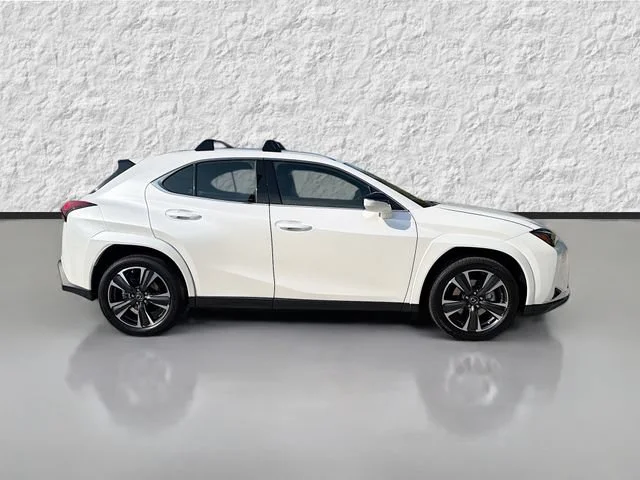 Used 2023 White Pearl Lexus UX 250h Premium image 2