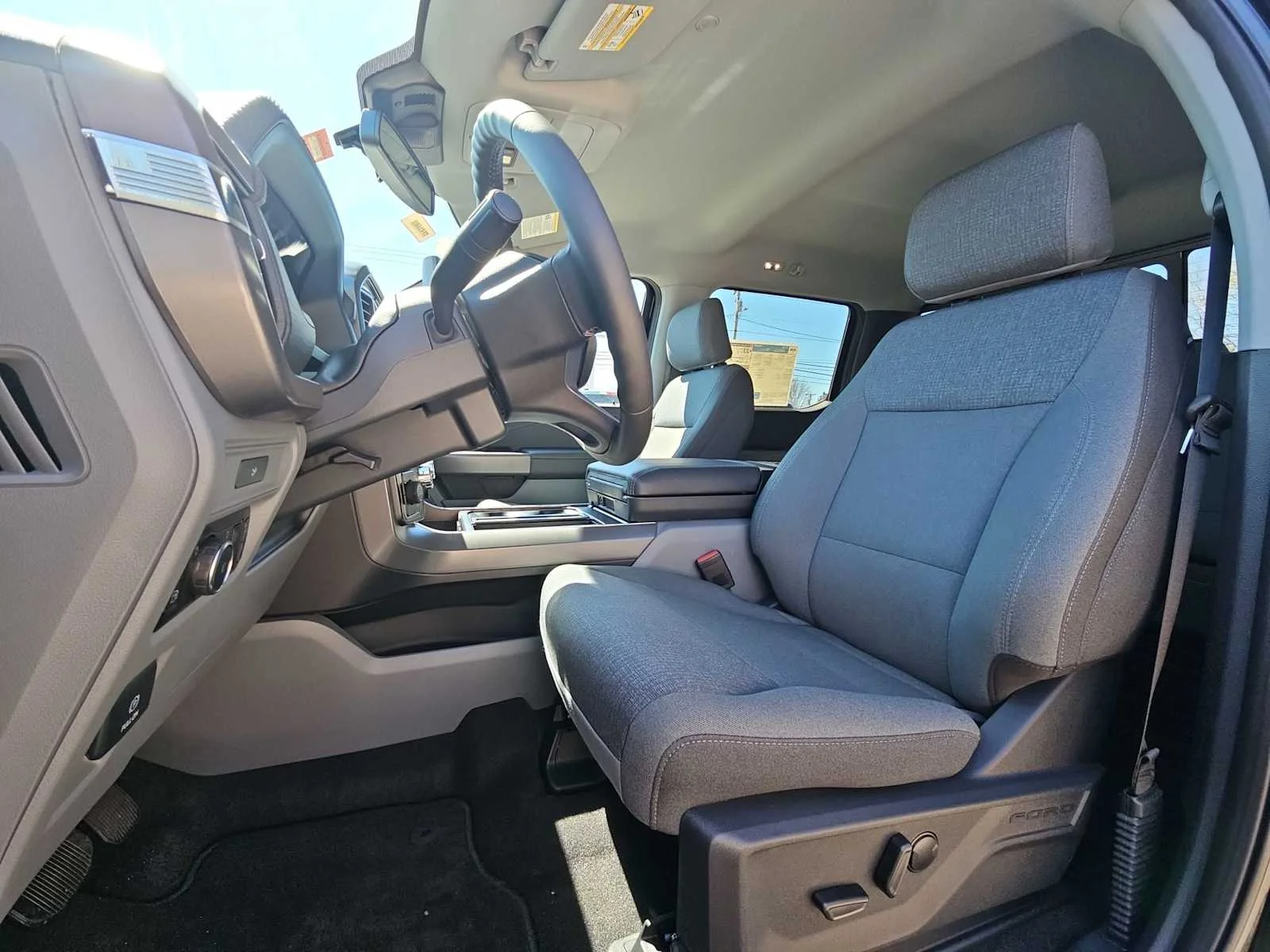 New 2026 Agate Black Metallic Ford XLT image 12