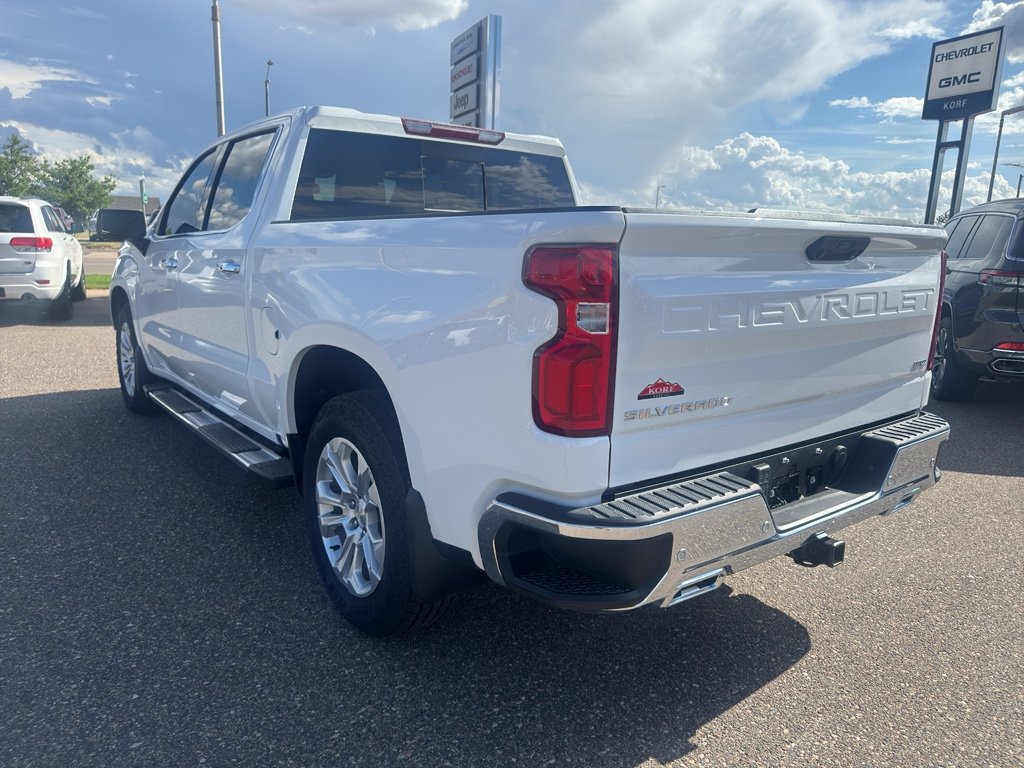 Used 2023 Summit White Chevrolet LTZ image 8