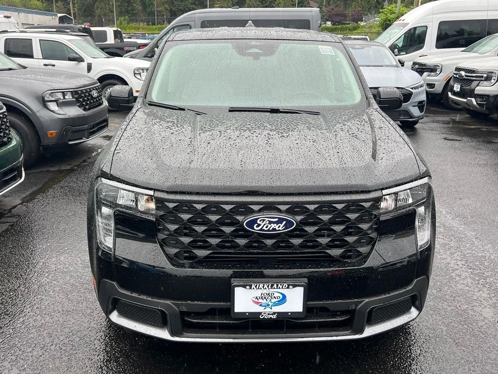 New 2026 Shadow Black Ford XLT image 5