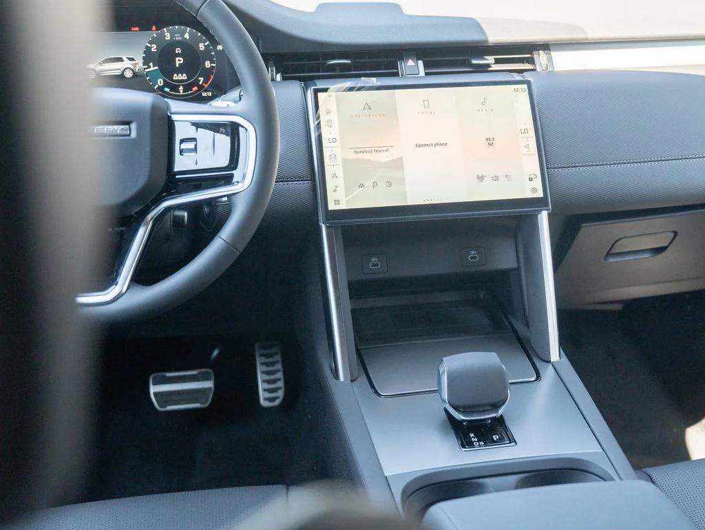 New 2026 Black Land Rover Landmark image 20