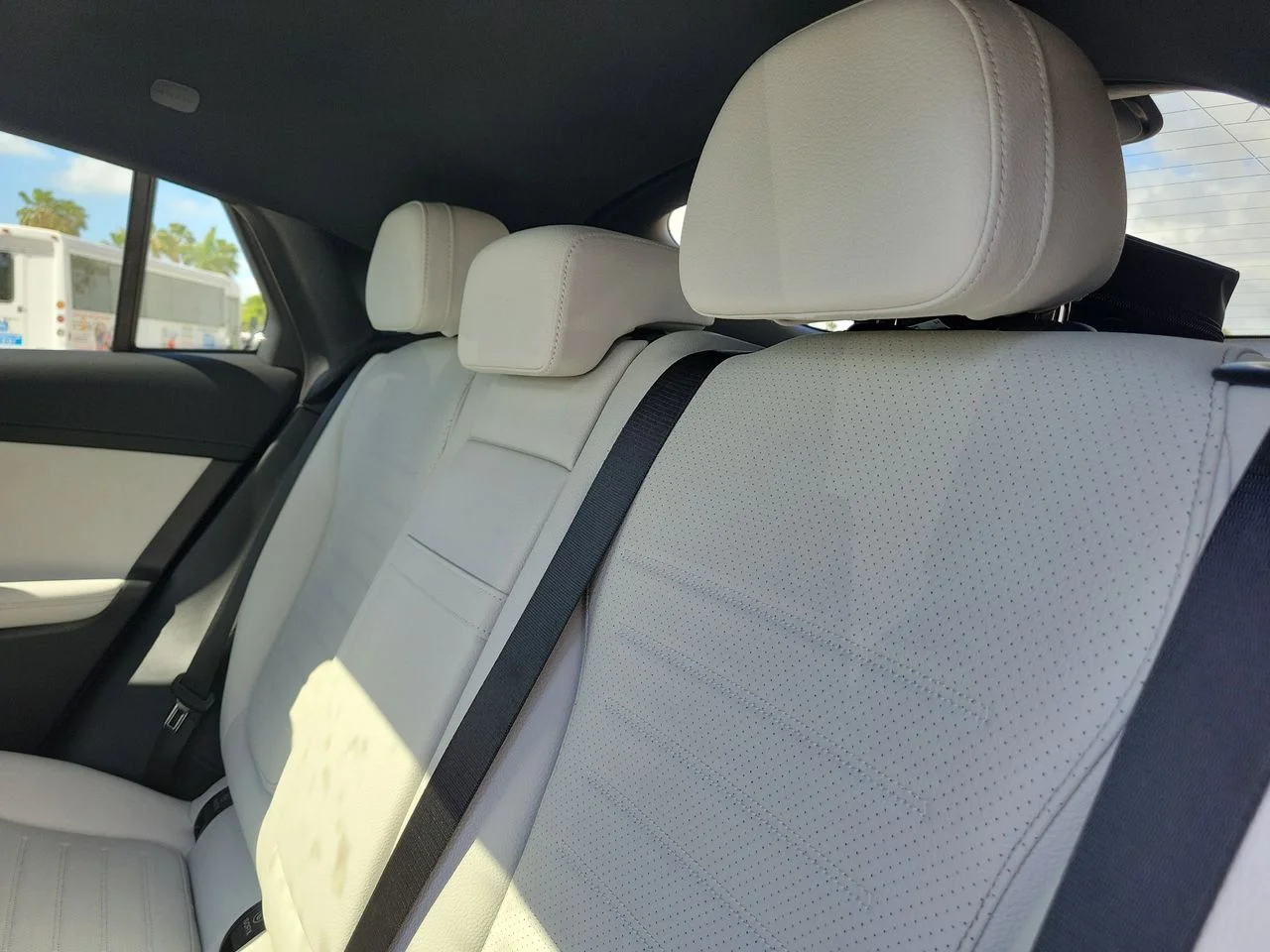 New 2026 Starling Blue Metallic Mercedes-Benz GLC 300 image 11