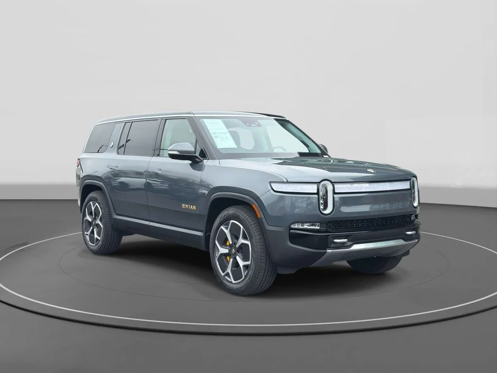 Used 2024 Rivian R1S Adventure with VIN 7PDSGABA2RN037317 for sale in Redondo Beach, CA
