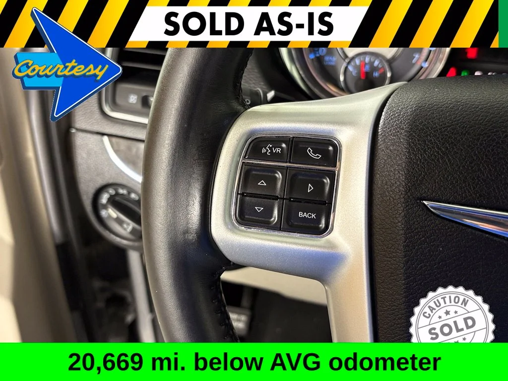 Used 2014 Silver Chrysler Touring image 17