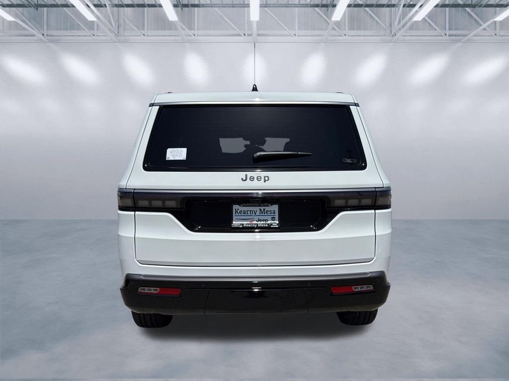 New 2026 Bright White Clear-Coat Exterior Paint Jeep  image 5