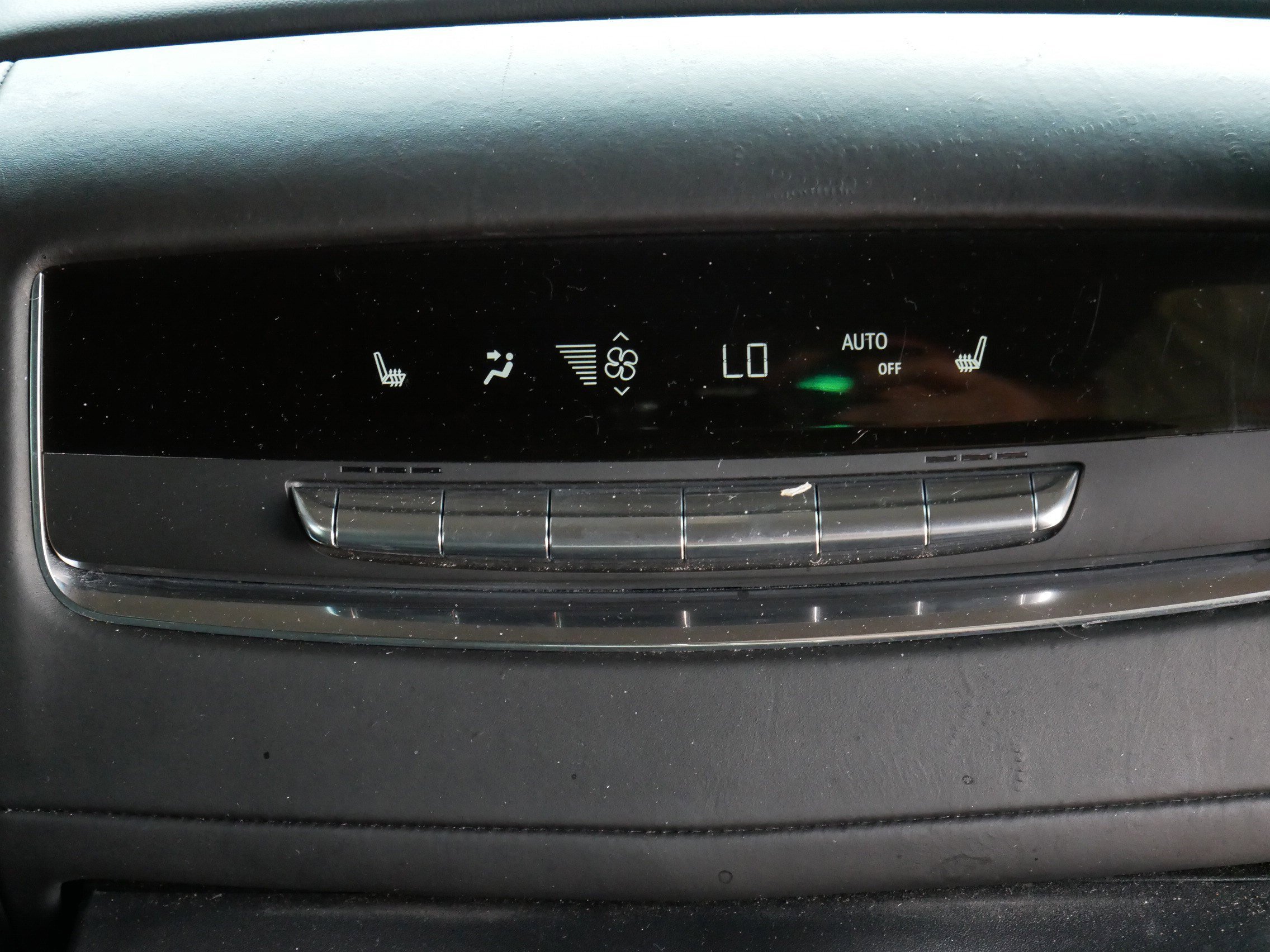 Certified Used 2024 Black Raven Cadillac Premium Luxury Platinum image 11