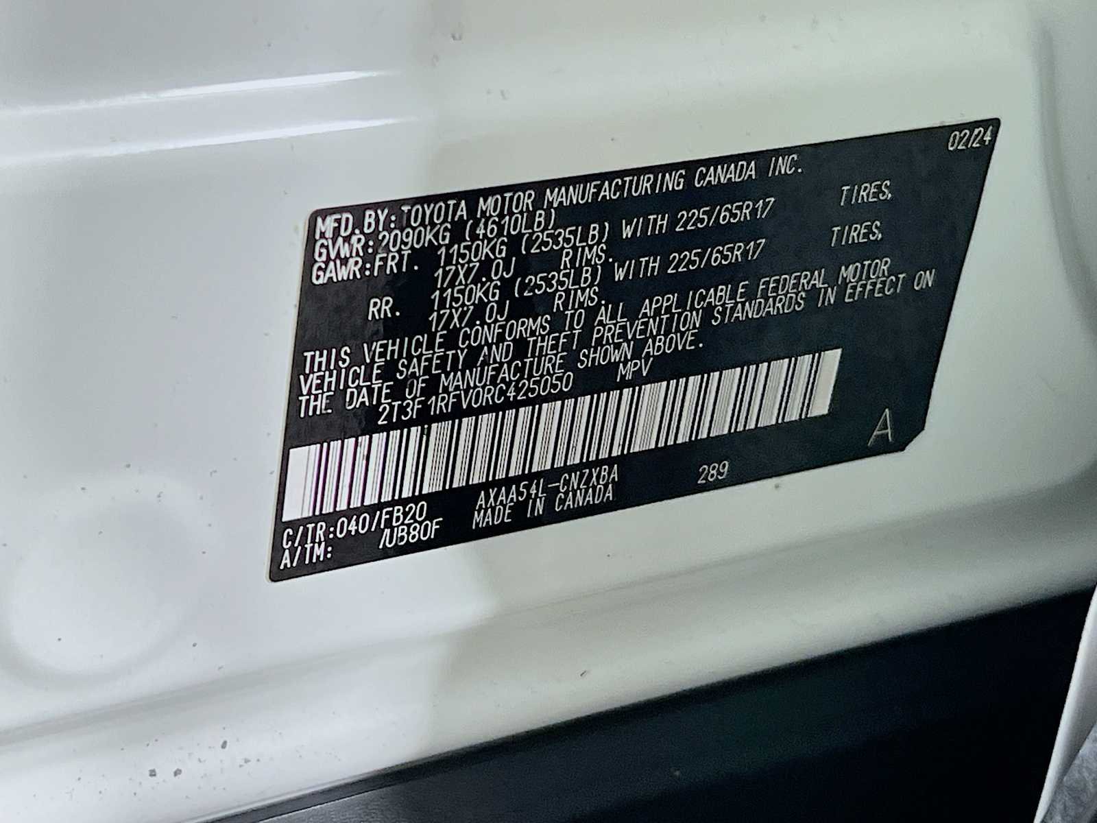 Used 2024 Ice Cap Toyota LE image 30