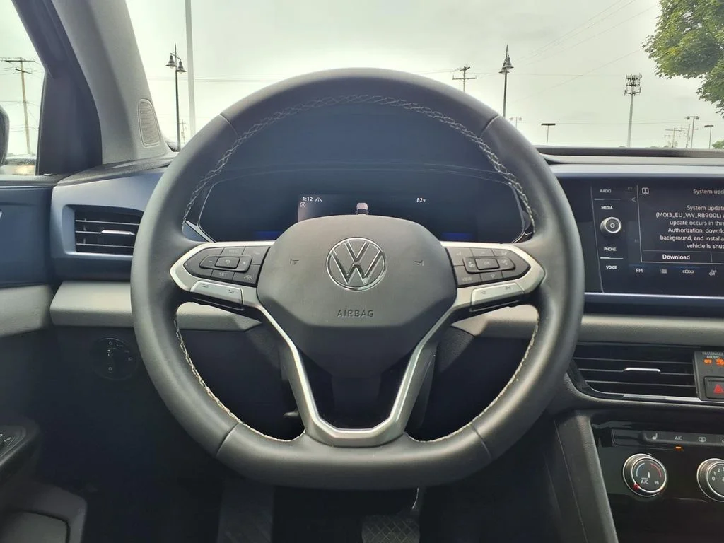 Certified Used 2023 Deep Black Volkswagen 1.5T SE image 15
