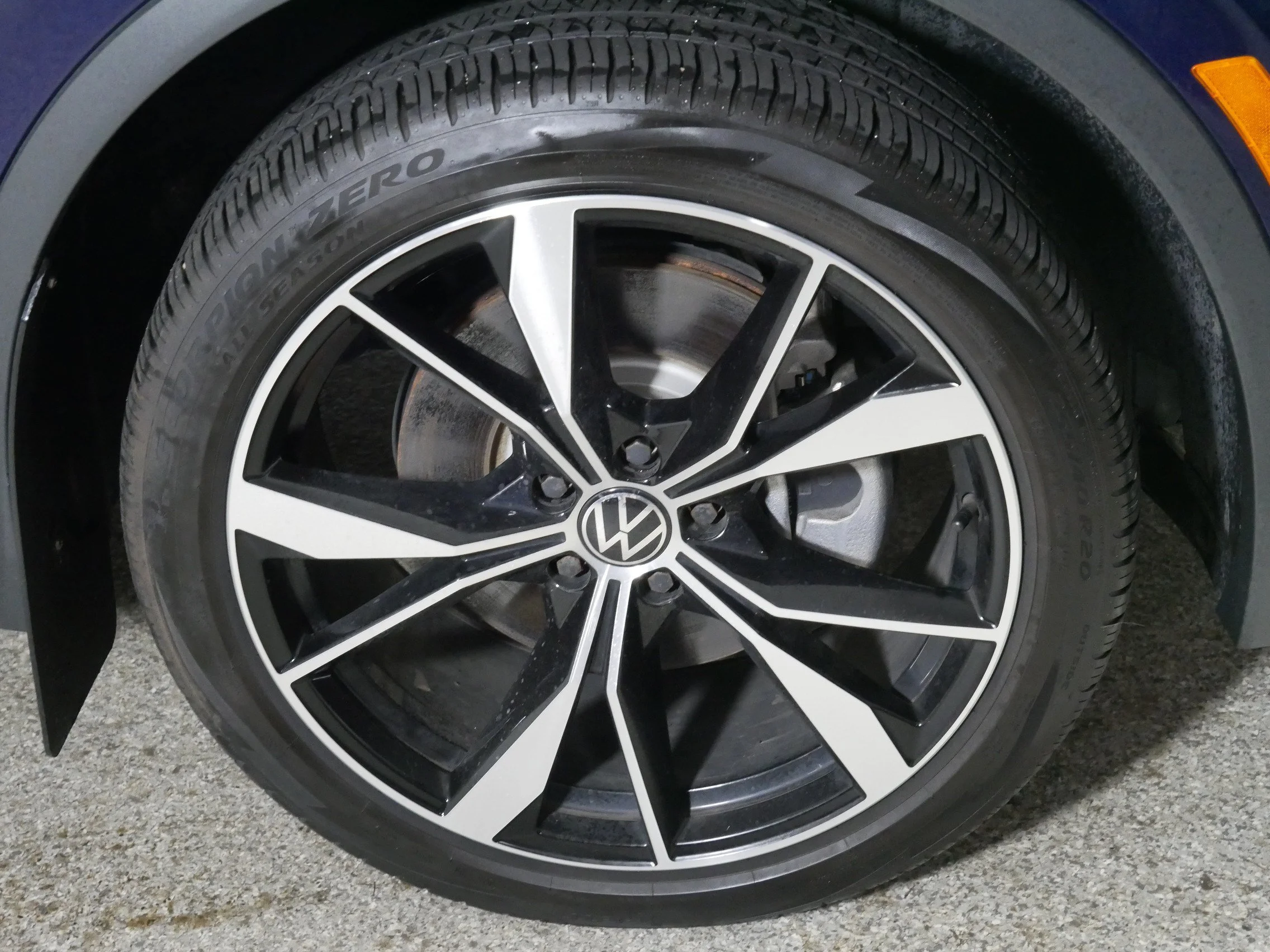 Used 2023 Atlantic Blue Metallic Volkswagen SEL R-Line image 15