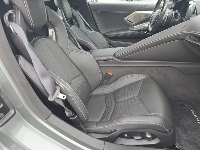 Used 2023 Hypersonic Gray Metallic Chevrolet 3LT image 19