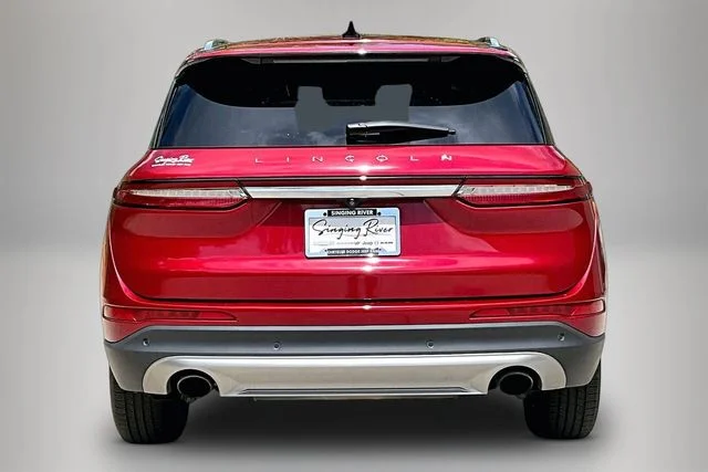 Used 2022 Red Lincoln Standard image 6