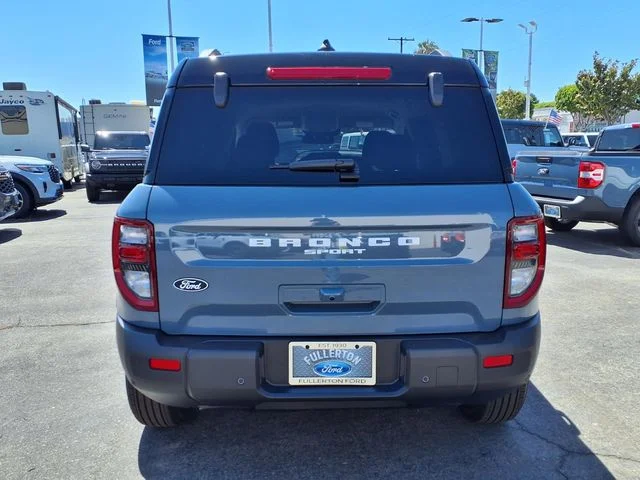 New 2026 Azure Gray Metallic Tri-Coat Ford Outer Banks image 3