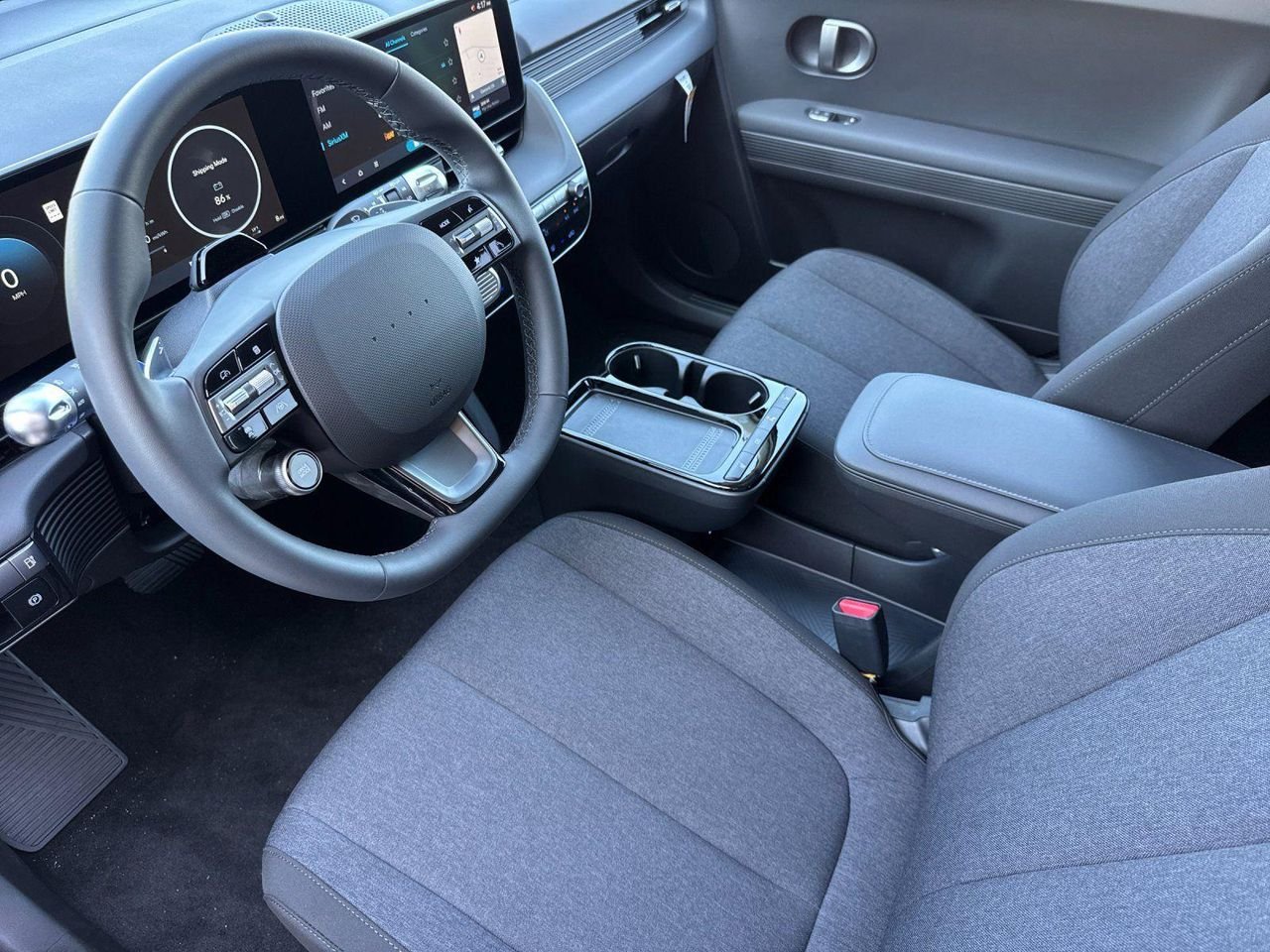New 2026 White Hyundai SE image 9