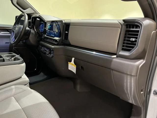 2024 Chevrolet Silverado 1500 LT - Photo 25