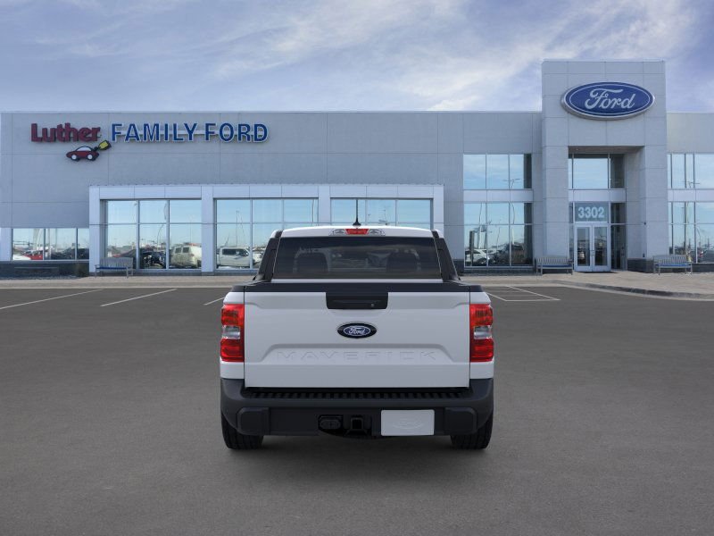 New 2026 Space White Metallic Ford XLT image 35