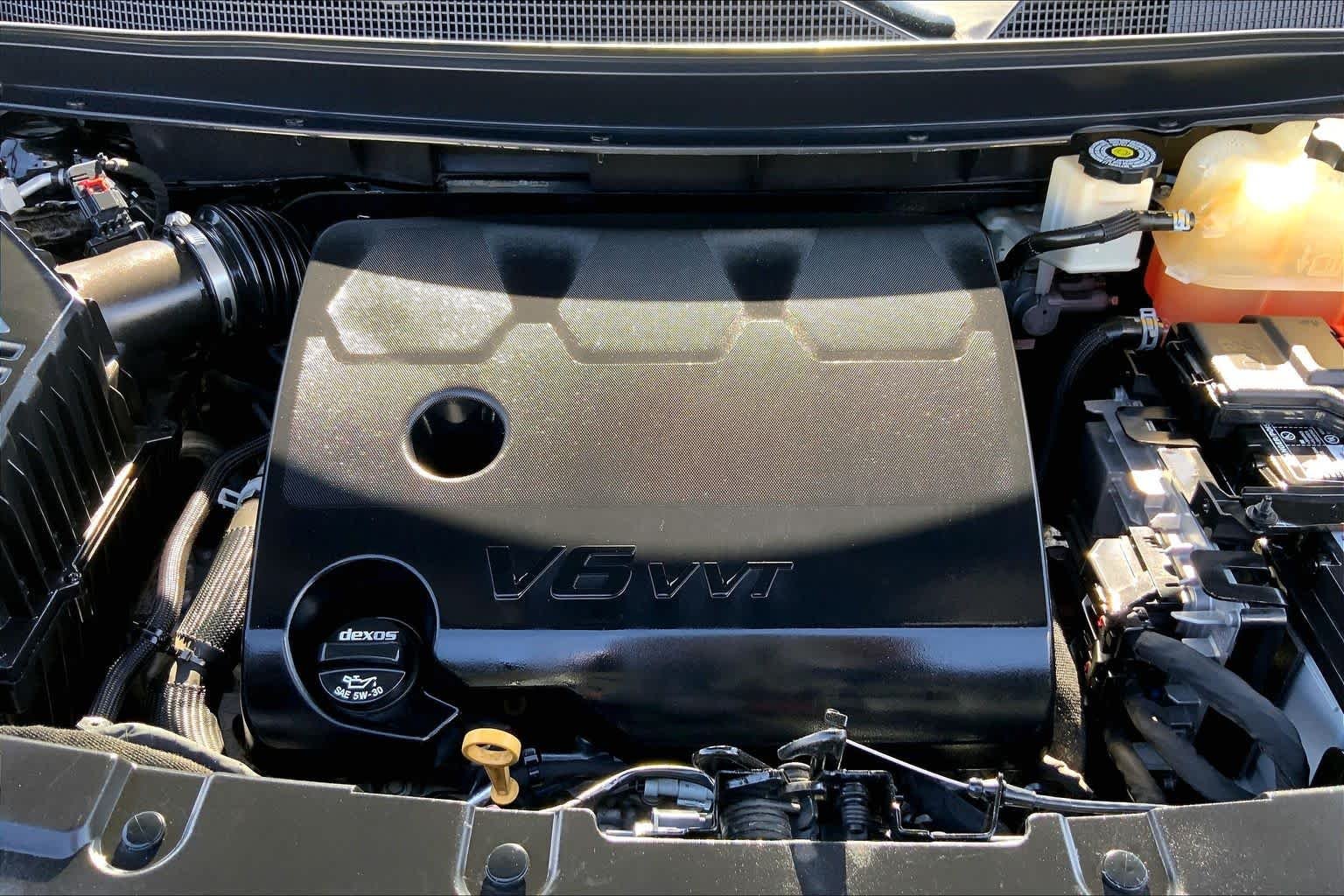 Used 2018 Mosaic Black Metallic Chevrolet LT Cloth image 31