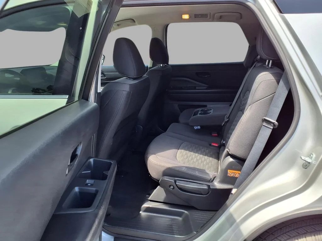 Used 2025 Silver Nissan SV image 26