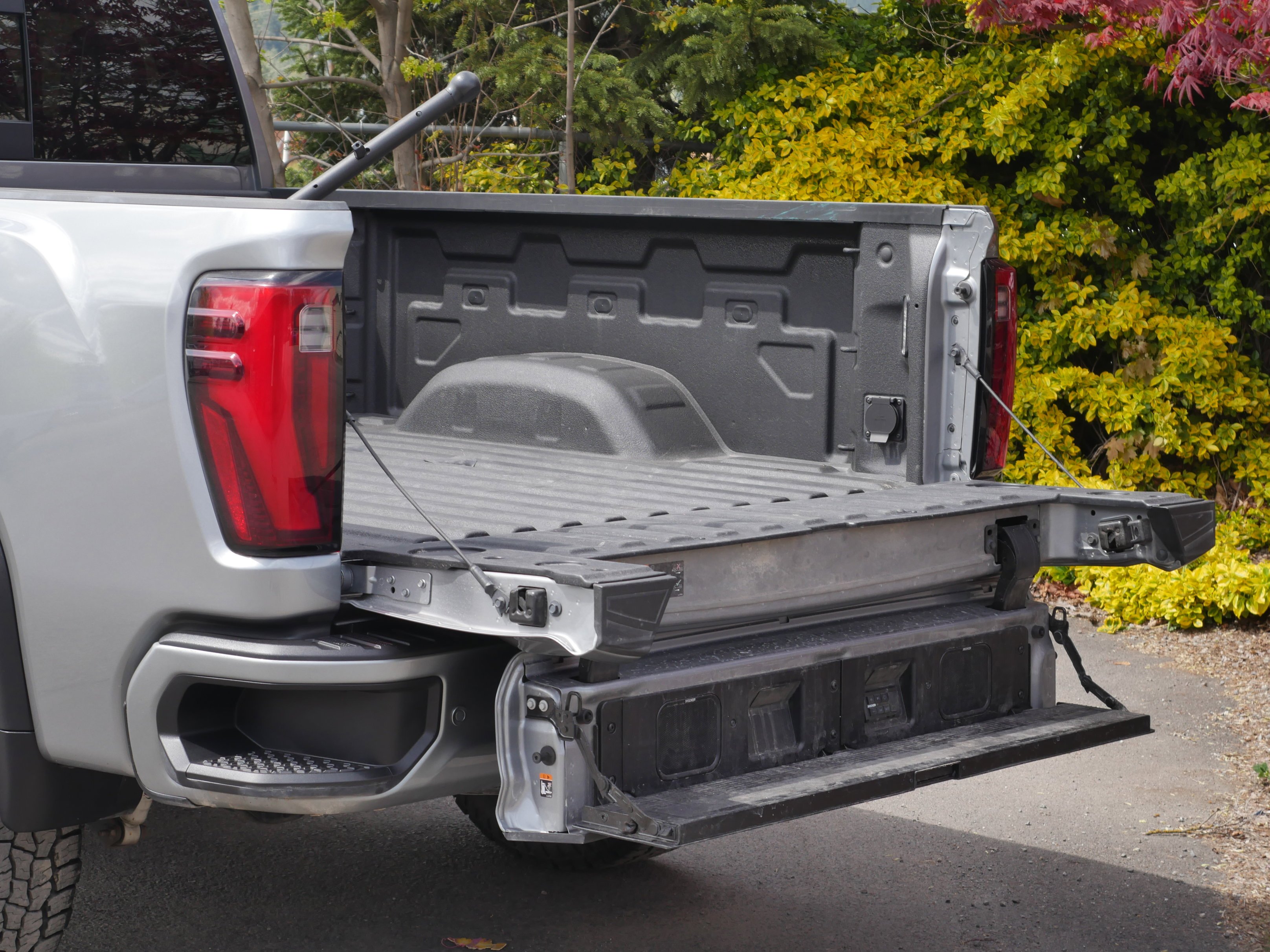 Used 2025 Sterling GMC Denali Ultimate image 22