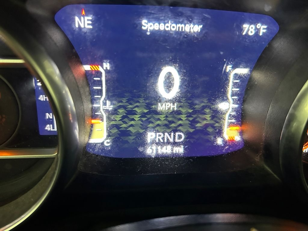 Used 2023 White/off-white Jeep Rubicon image 10