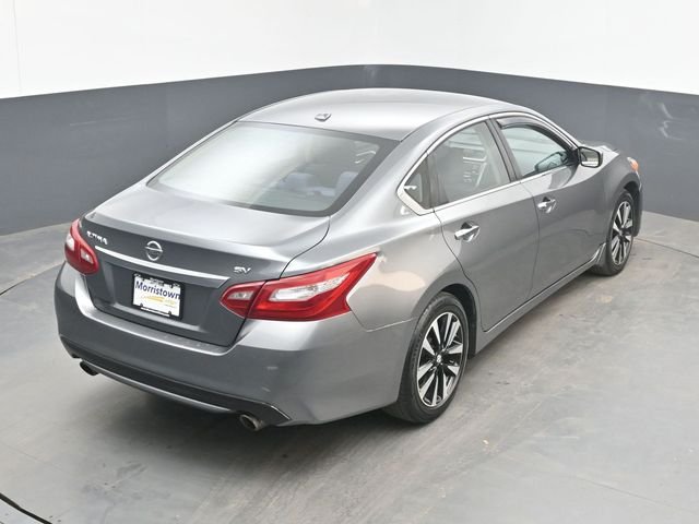 Used 2018 Gray Nissan 2.5 SV image 36