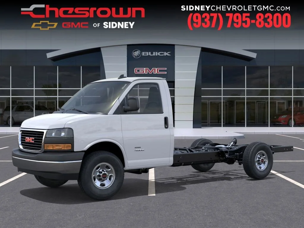 New 2025 Summit White GMC 1WT image 9