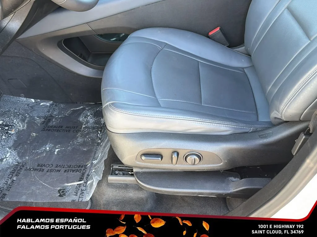 Used 2020 Includes Satin Nickel lower exterior accent color.) Buick Essence image 13