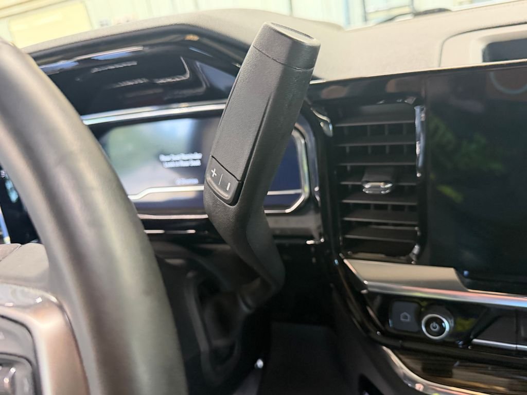 Used 2024 White Chevrolet LT image 20