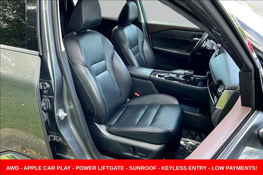 Used 2023 Gray Nissan SL image 35