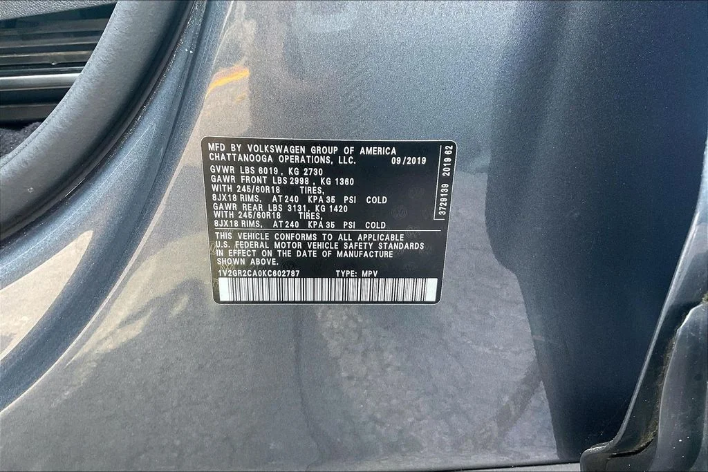 Used 2019 Gray Volkswagen S image 34