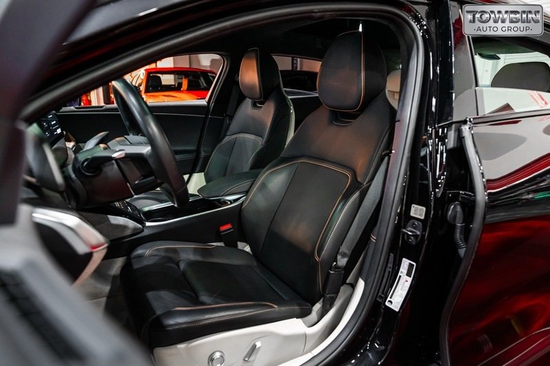 Used 2024  Lucid Touring image 11
