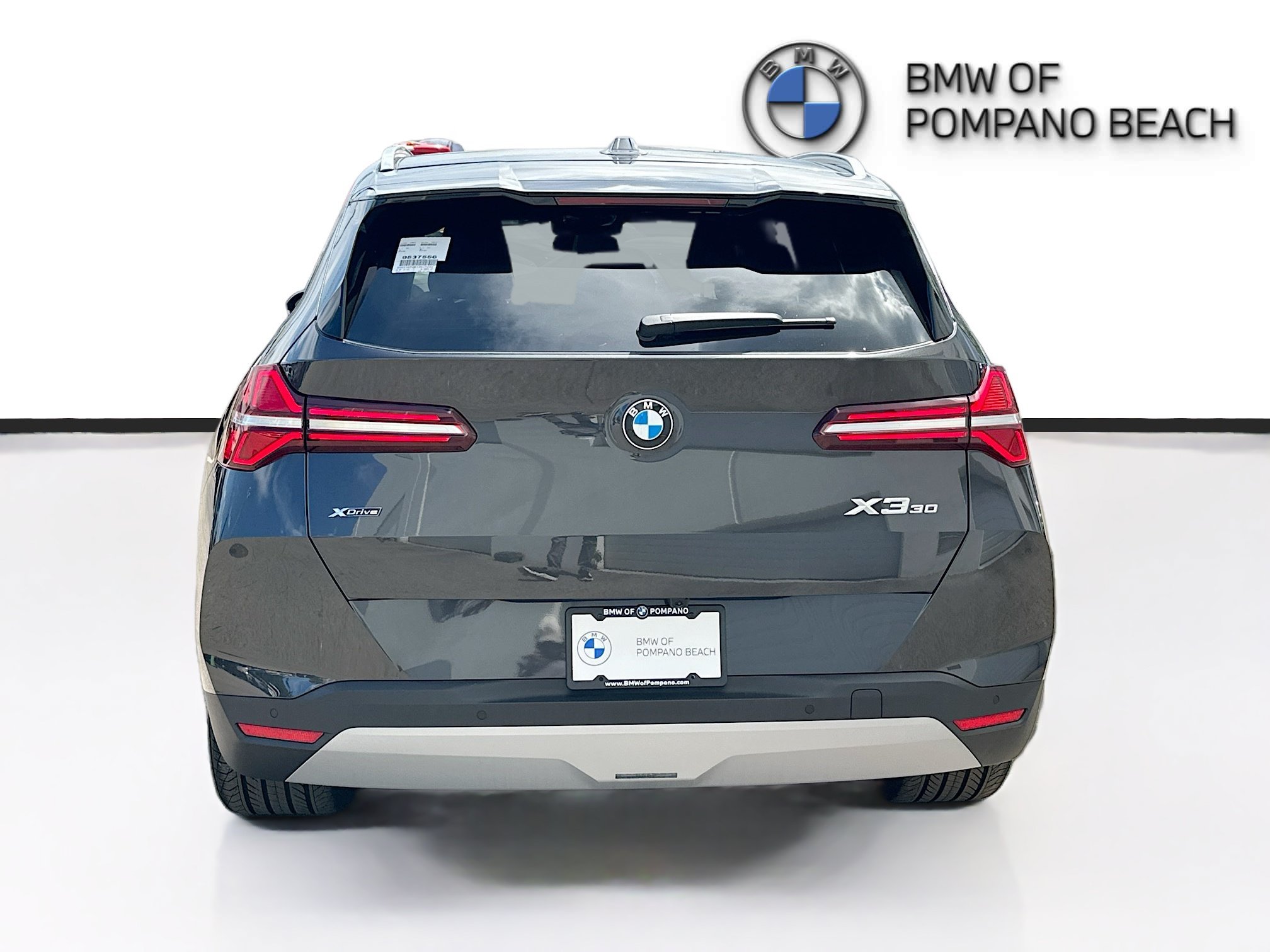 New 2026 Dark Graphite Metallic BMW 30 xDrive image 5