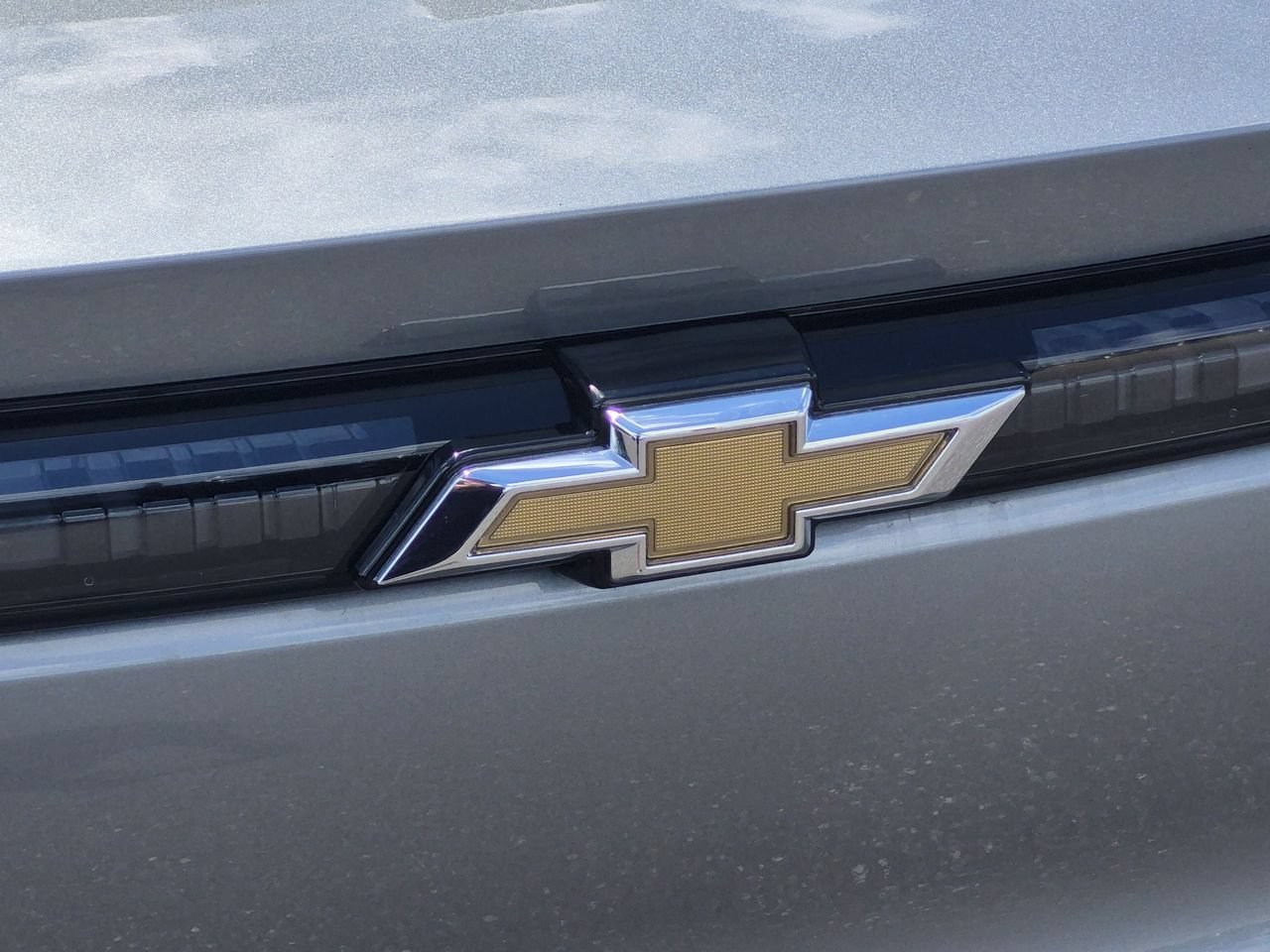 New 2026 Sterling Gray Metallic Chevrolet LT image 28