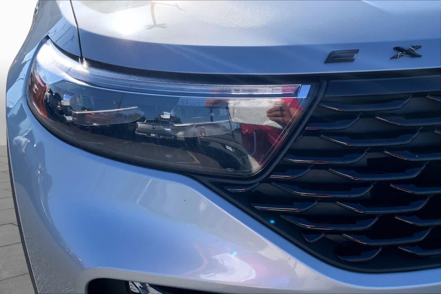Used 2023 Iconic Silver Metallic Ford ST-Line image 26