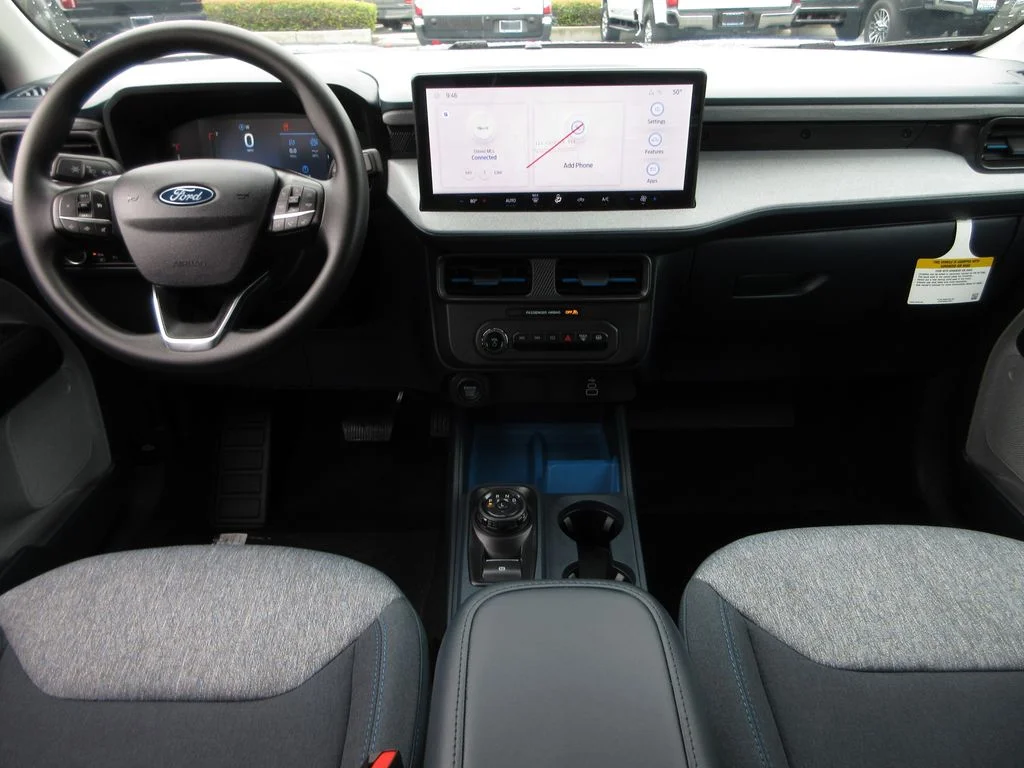 New 2026 Oxford White Ford XLT image 21