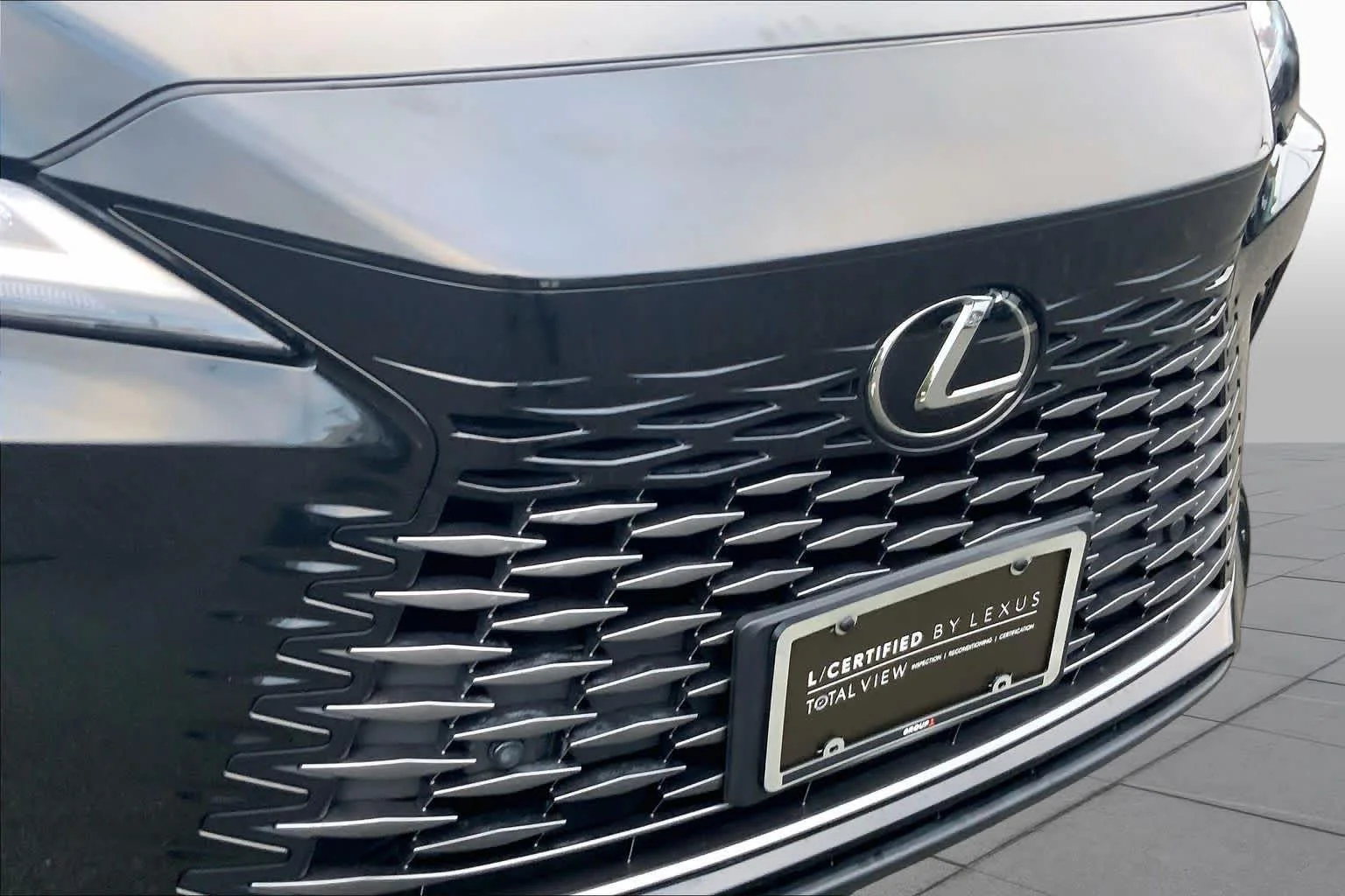 Certified Used 2024 GRAPHITE BLACK GF. Lexus Premium image 30