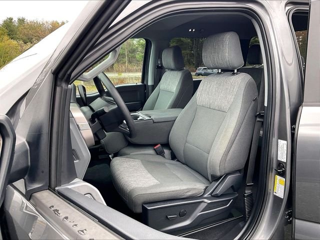 Used 2023 Gray Ford XLT image 10