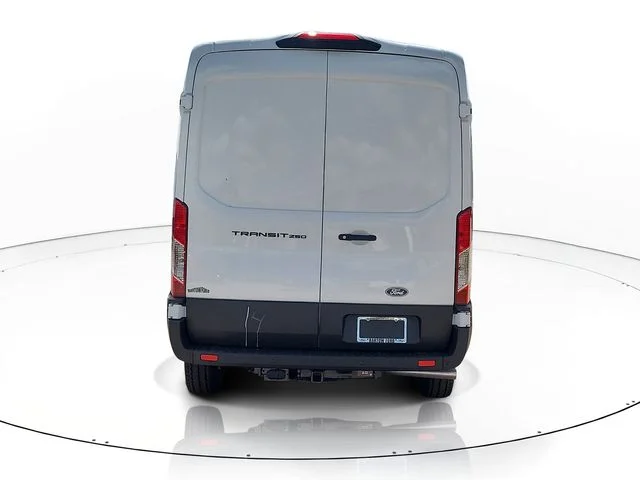 New 2026 Oxford White Ford Base image 6