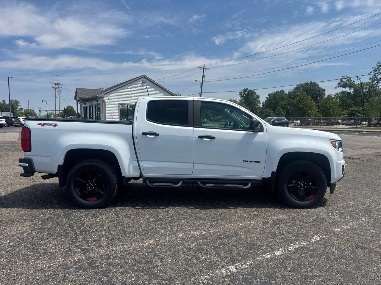 Used 2019 White Chevrolet 4WD LT image 4