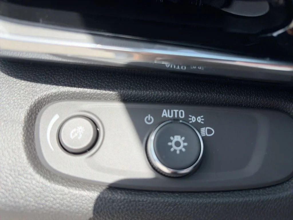 2026 Buick Envista Sport Touring - Photo 26
