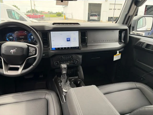 New 2026 Oxford White Ford Badlands® image 13