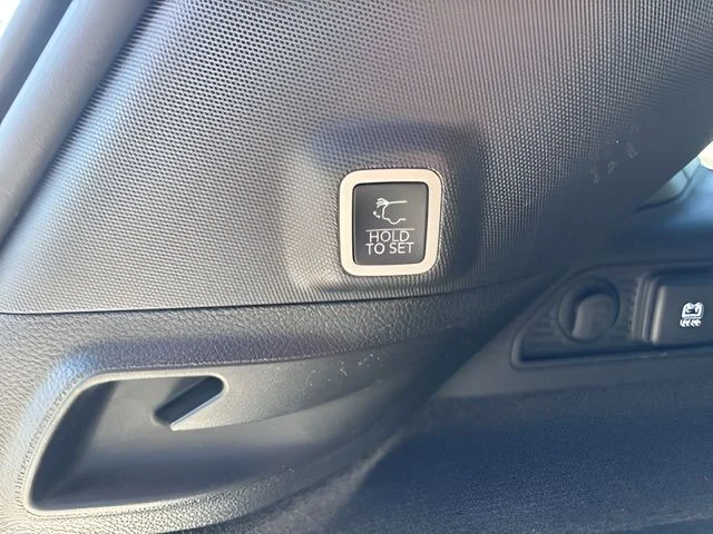 Used 2022 Brown Jeep Overland 4xe image 35