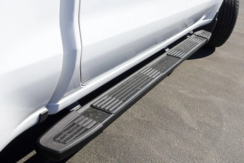 Used 2026 Summit White Chevrolet RST image 6