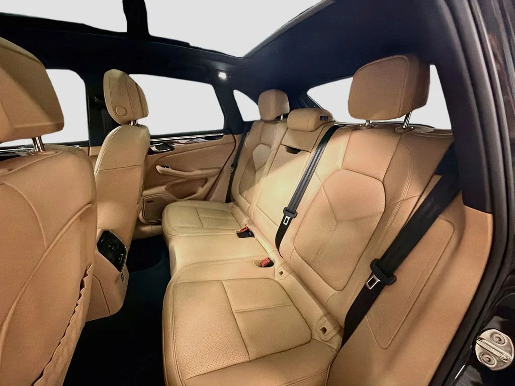 Used 2026  Porsche  image 25