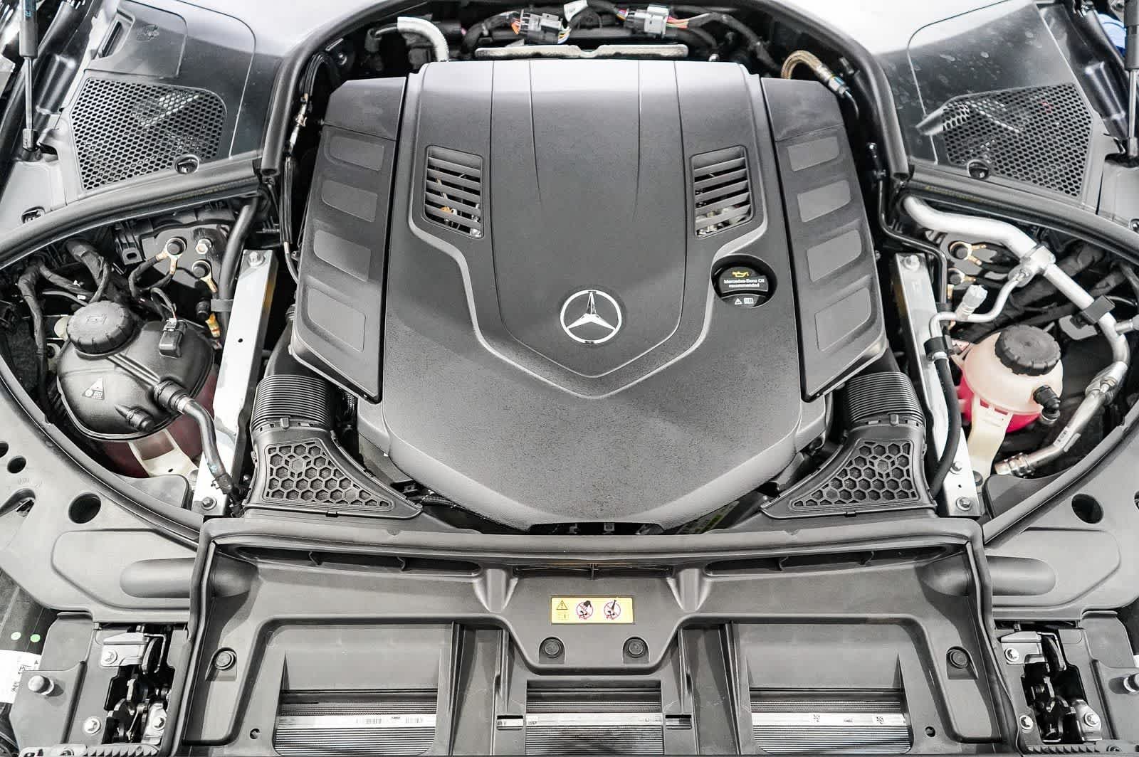 New 2026 Obsidian Black Metallic Mercedes-Benz Maybach S 580 image 12