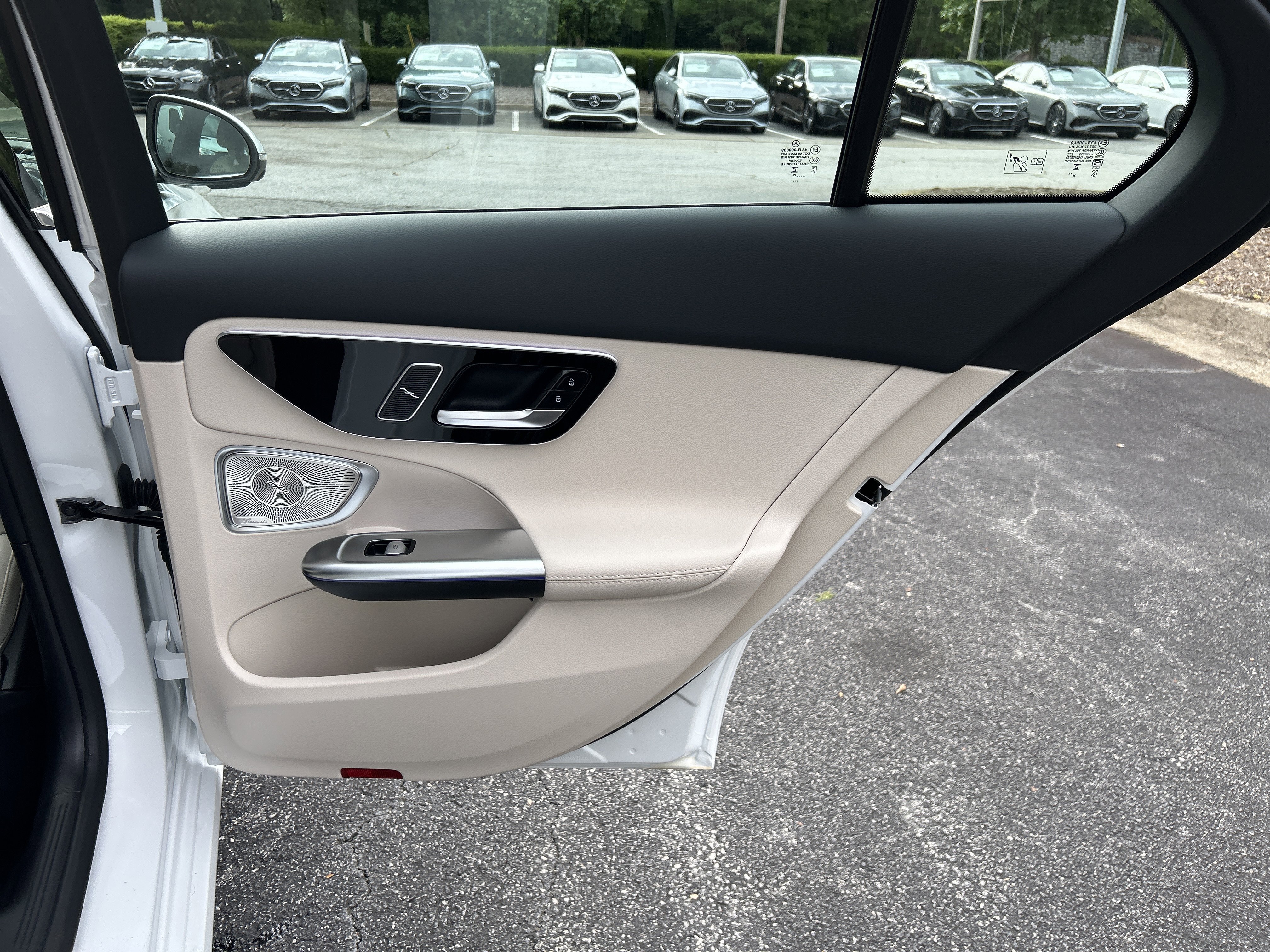 New 2026 MANUFAKTUR Moonlight White Metallic Mercedes-Benz C 300 4MATIC® Sedan image 38