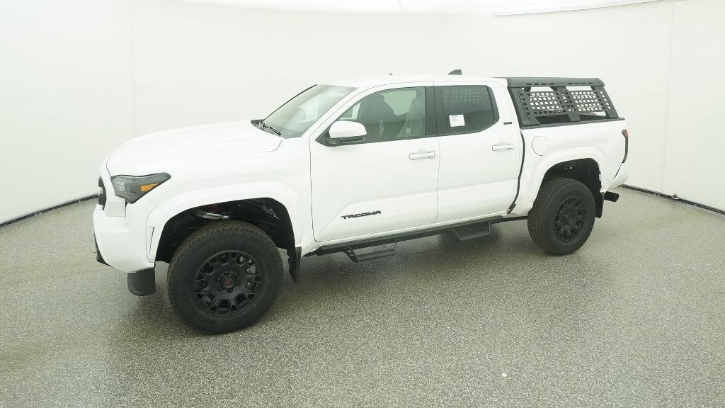 2026 Toyota Tacoma SR5 - Photo 16