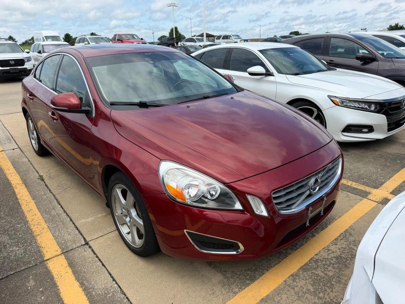 Used 2013 Flamenco Red Metallic Volvo T5 image 2
