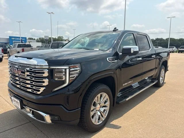 Used 2023 Onyx Black GMC Denali image 9